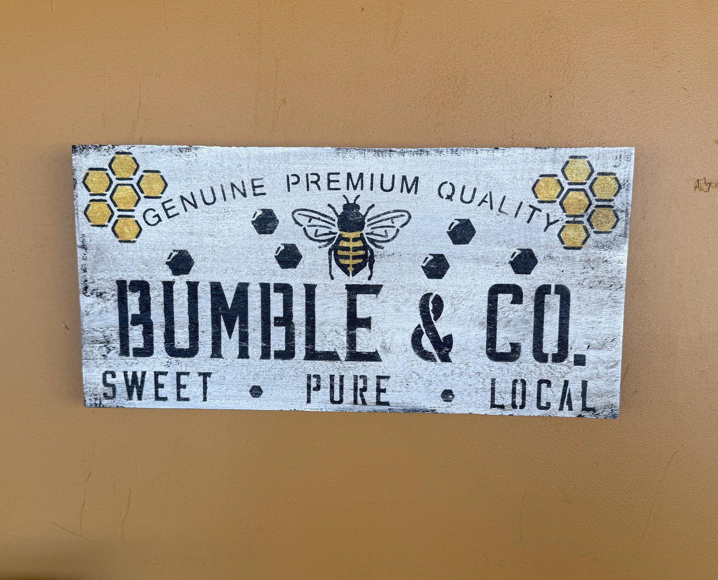 Small Farmhouse Honey Bee Wood Sign