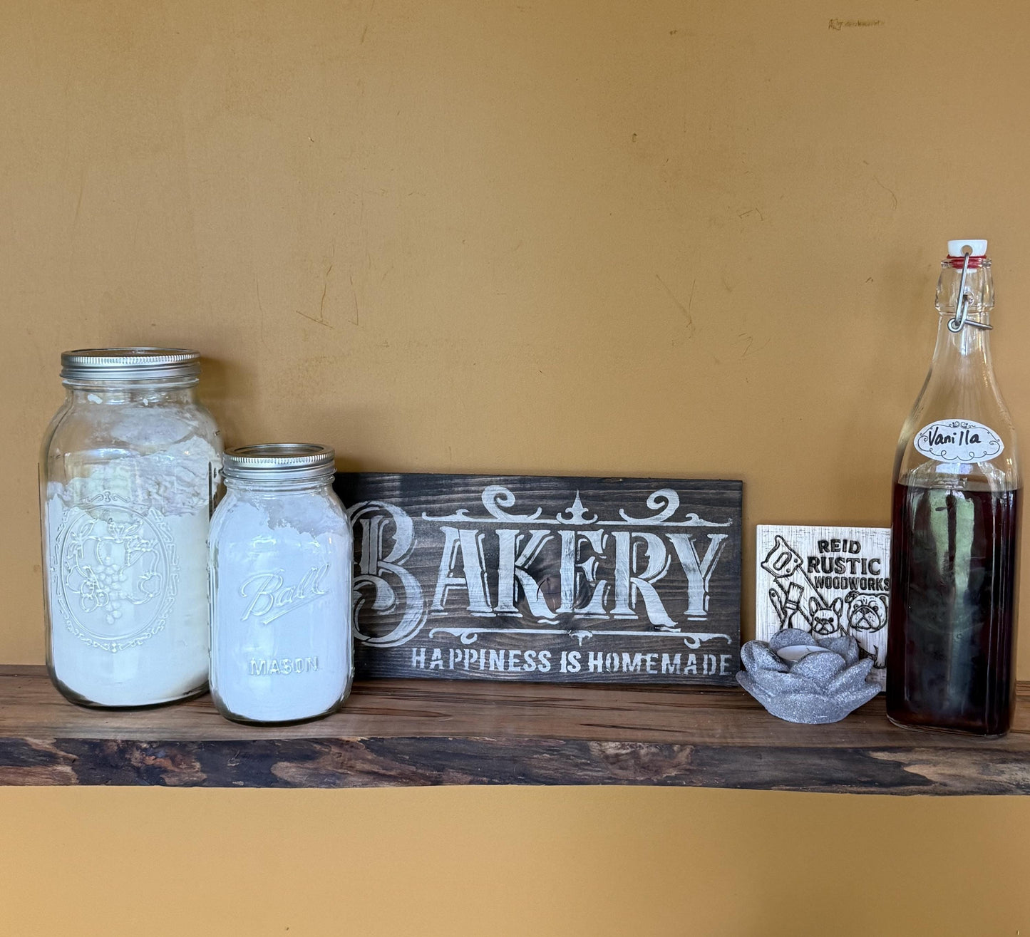 Bakery Sign – “Happiness Is Homemade”